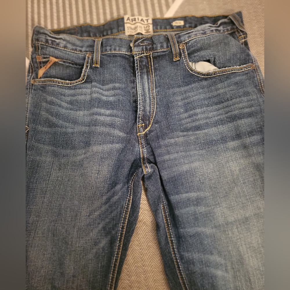 Mens ariat 38 x 34